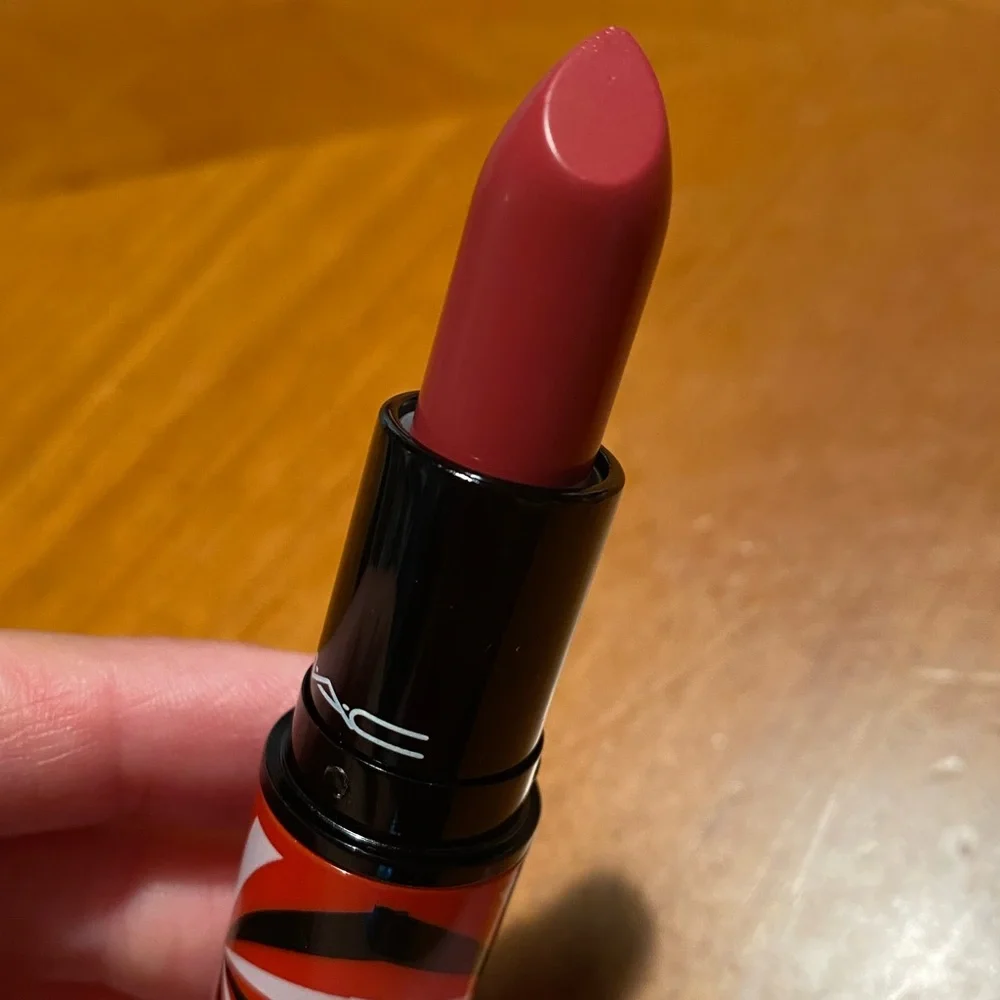 MAC Cosmetics brand new